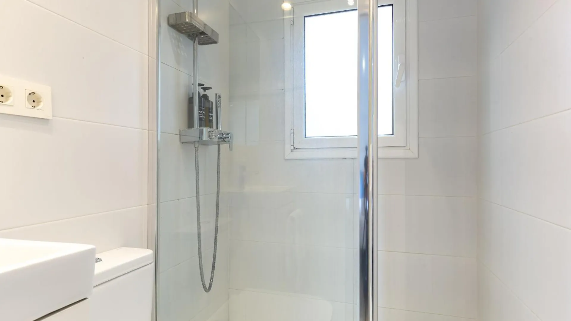 Apartment Picasso Suites Cornella Cornella de Llobregat